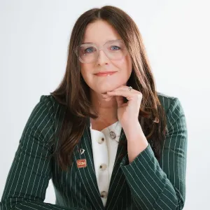 Amy Calandrino - Commercial Real Estate & Leadership