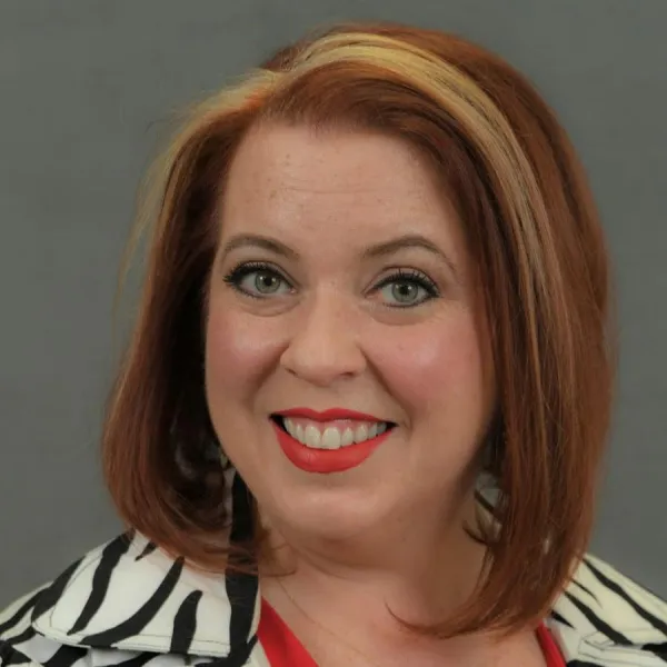 Amy Lynch Kolflat